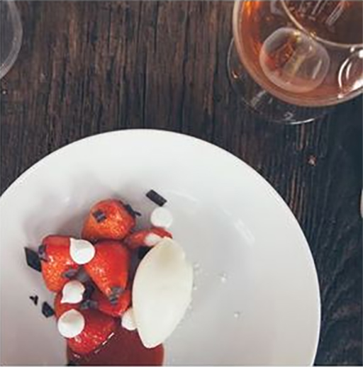 Image d'une table dressée de restaurant